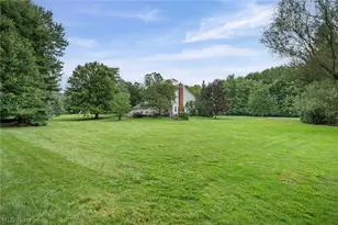 8572 Lake in the Woods Trail, Chagrin Falls, OH 44023 - Photo 39