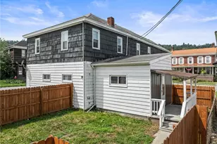 523 Washington St, Martins Ferry, OH 43935 - Photo 37