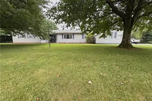 46567 Winston Dr, East Liverpool, OH 43920 - Photo 3