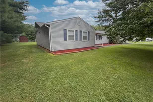 46567 Winston Dr, East Liverpool, OH 43920 - Photo 5