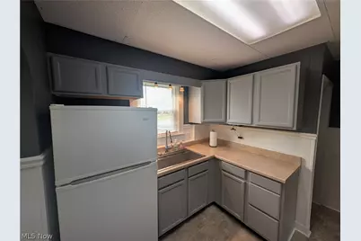 526 Grant Avenue, Cuyahoga Falls, OH 44221 - Photo 5