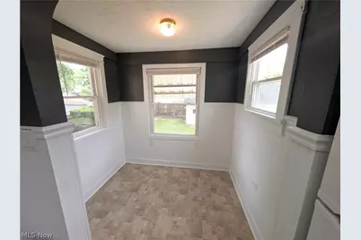 526 Grant Avenue, Cuyahoga Falls, OH 44221 - Photo 9