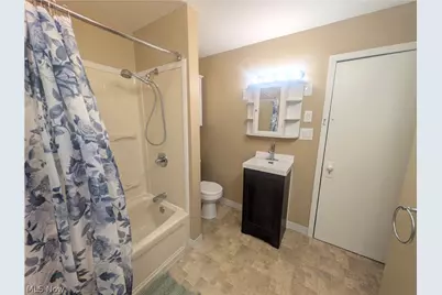 526 Grant Avenue, Cuyahoga Falls, OH 44221 - Photo 27