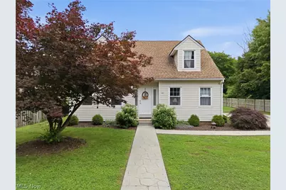 2287 W 42nd Street, Loveland, OH 44113 - Photo 3