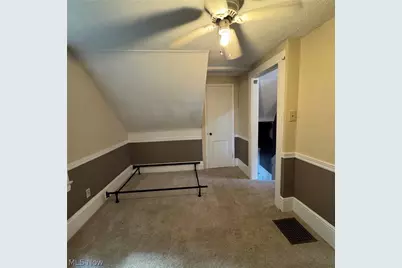 1303 Big Falls Avenue, Akron, OH 44310 - Photo 17