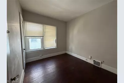 11409 Whitmore Avenue, Loveland, OH 44108 - Photo 9