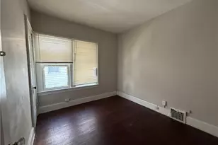 11409 Whitmore Ave, Loveland, OH 44108 - Photo 9