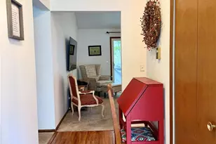 103 Burlington Oval Dr, Chardon, OH 44024 - Photo 3