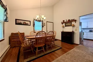 103 Burlington Oval Dr, Chardon, OH 44024 - Photo 9