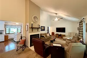 103 Burlington Oval Dr, Chardon, OH 44024 - Photo 7