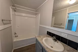 215 Cedar Brook Dr, Elyria, OH 44035 - Photo 7