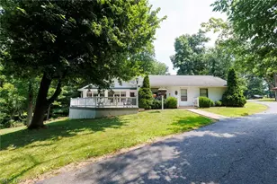 4734 Township Rd 613, Fredericksburg, OH 44628 - Photo 3