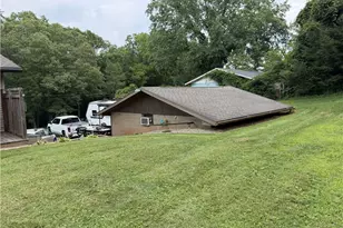 267 Roberts Dr, Belpre, OH 45714 - Photo 15