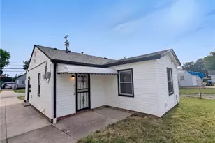 12722 Emery Ave, Loveland, OH 44135 - Photo 5