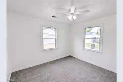 12722 Emery Avenue, Loveland, OH 44135 - Photo 11