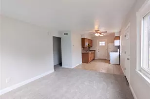 12722 Emery Ave, Loveland, OH 44135 - Photo 7