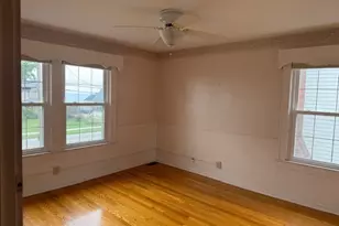 2614 E Erie Ave, Lorain, OH 44052 - Photo 19