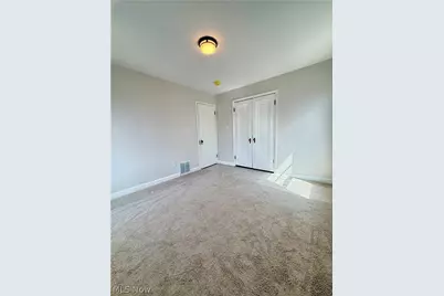 2045 Reveley Avenue, Oakwood, OH 44107 - Photo 29