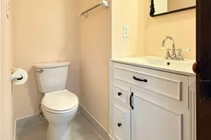 2045 Reveley Ave, Oakwood, OH 44107 - Photo 15