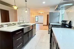 2045 Reveley Ave, Oakwood, OH 44107 - Photo 11