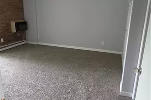 2331 E Market St, Akron, OH 44312 - Photo 7