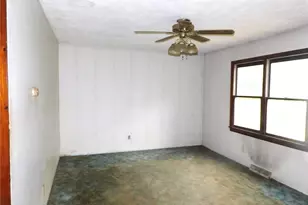 1577 Tompkins Rd, Jefferson, OH 44032 - Photo 9