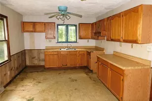 1577 Tompkins Rd, Jefferson, OH 44032 - Photo 7