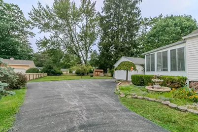 38247 Ridge Road, Willoughby, OH 44094 - Photo 3