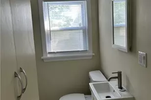 682 Barbara Ave, Akron, OH 44306 - Photo 13