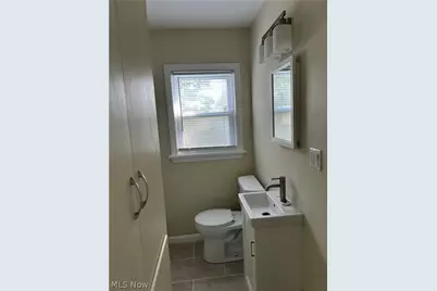 682 Barbara Avenue, Akron, OH 44306 - Photo 13
