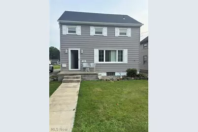 390 Wilson Street W, Struthers, OH 44471 - Photo 1