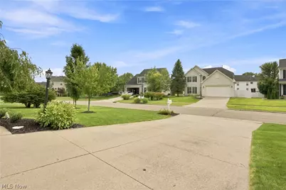 7597 Meadow Brooke Way, Northfield, OH 44067 - Photo 5