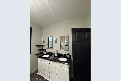 5479 Cable Point Circle NW, Canton, OH 44718 - Photo 19