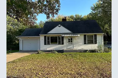 9934 Georgetown Street NE, Louisville, OH 44641 - Photo 1