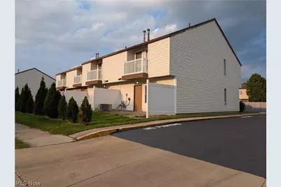 1565 Whitehall Boulevard, Kent, OH 44240 - Photo 3