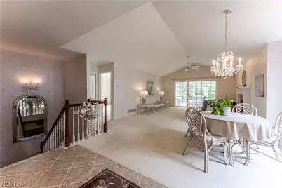 3790 Woodbury Oval, Stow, OH 44224 - Photo 5