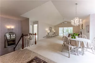 3790 Woodbury Oval, Stow, OH 44224 - Photo 5