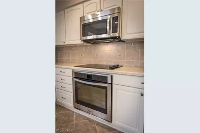 3790 Woodbury Oval, Stow, OH 44224 - Photo 13