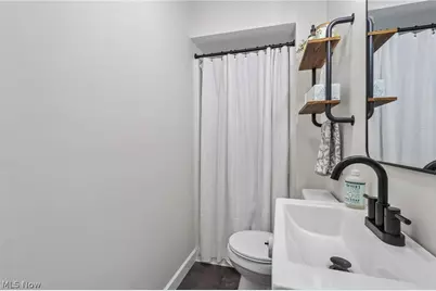 3821 Woodglen Avenue, Norton, OH 44203 - Photo 43