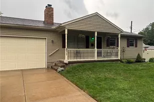 871 Hancock Ave, Akron, OH 44314 - Photo 1