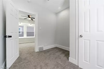 7211 Dearborn Avenue, Loveland, OH 44104 - Photo 19