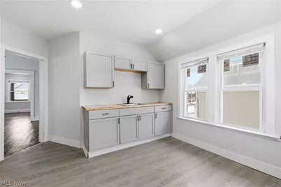7211 Dearborn Avenue, Loveland, OH 44104 - Photo 29