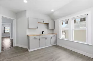 7211 Dearborn Ave, Loveland, OH 44104 - Photo 29