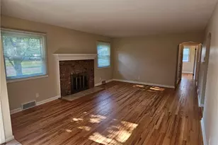 2819 Outlook Dr, Silver Lake, OH 44224 - Photo 5