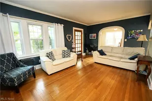 354 Cornell Ave, Elyria, OH 44035 - Photo 3