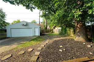 354 Cornell Ave, Elyria, OH 44035 - Photo 33