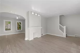 3392 W 91st St, Loveland, OH 44102 - Photo 9