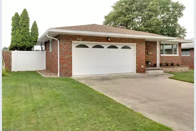 200 Selden Avenue, Akron, OH 44301 - Photo 3