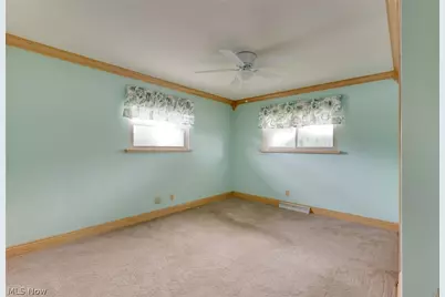 200 Selden Avenue, Akron, OH 44301 - Photo 15