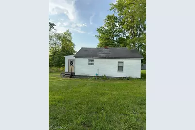 3573 Pershing Avenue, Hubbard, OH 44425 - Photo 25